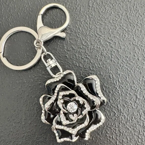 NWT Elegant Black and Silver Rose Purse Charm - Picture 3 of 3